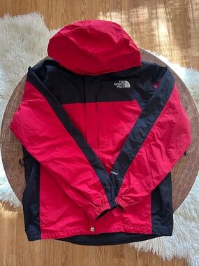 Vintage HyVent The North Face Red and Black Hooded Shell Jacket Size M